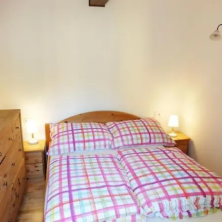Apartment La Casa Gialla
